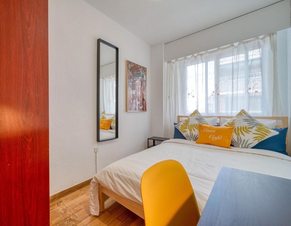B Casacafe Madrid Pozuelo 2 Bano Fuera De La Habitacion O Compartido Pozuelo de Alarcón Exteriör bild