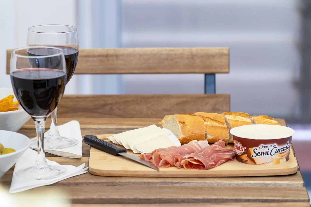 B Casacafe Madrid Pozuelo 2 Bano Fuera De La Habitacion O Compartido Pozuelo de Alarcón Exteriör bild